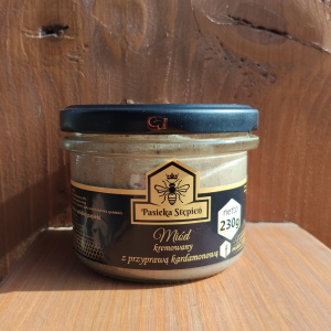 Miód kremowany z przyprawą kardamonową